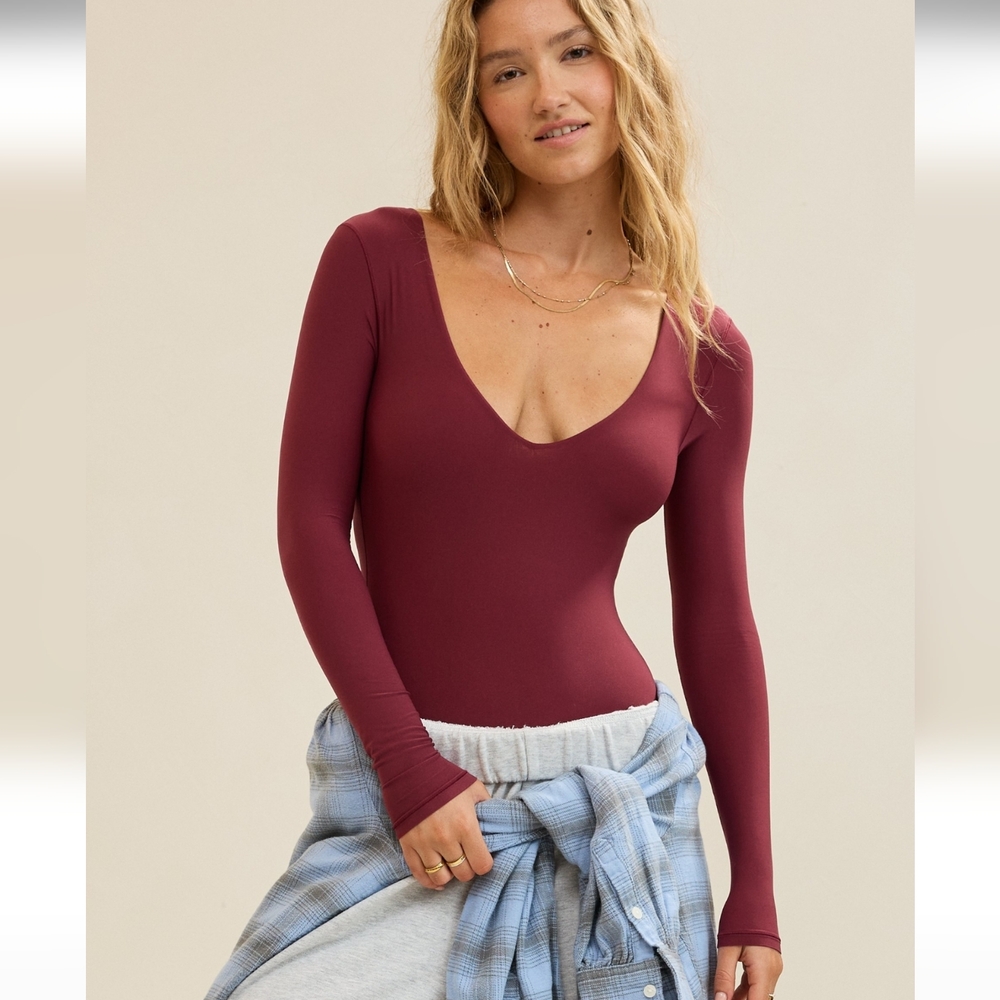 Xl American Eagle Outfitters Smoothez Long Sleeve Plunge Thong Bodysuit